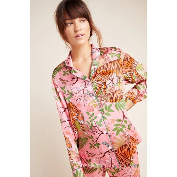 Karen Mabon Anthropologie Womens Tiger Blossom Silk Sleep Shirt Button Up Small - Picture 3 of 8